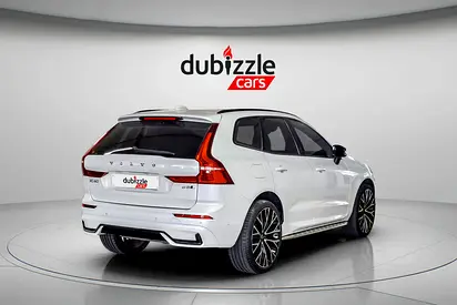 2023 Volvo XC60 — фото 6