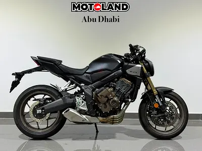 HONDA CB650R E-Clutch 2024 in Abu Dhabi