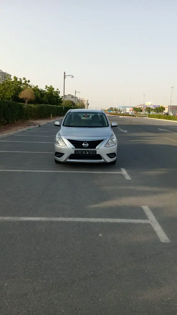 Nissan Sunny 2022 — photo 1 of 19