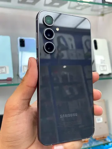 Samsung Galaxy S23 FE (TRA)