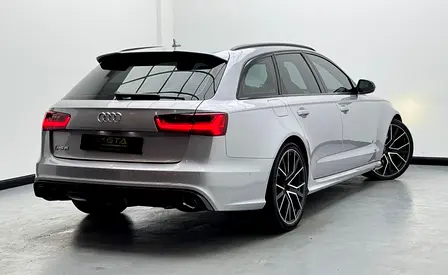 صورة 6 لـ 2017 AUDI RS6