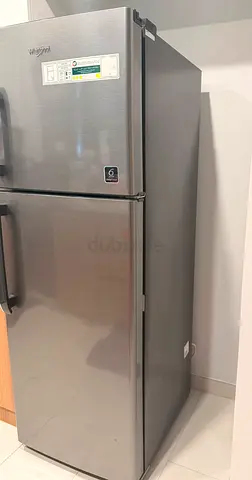 Whirlpool Refrigerator 239L - Silver