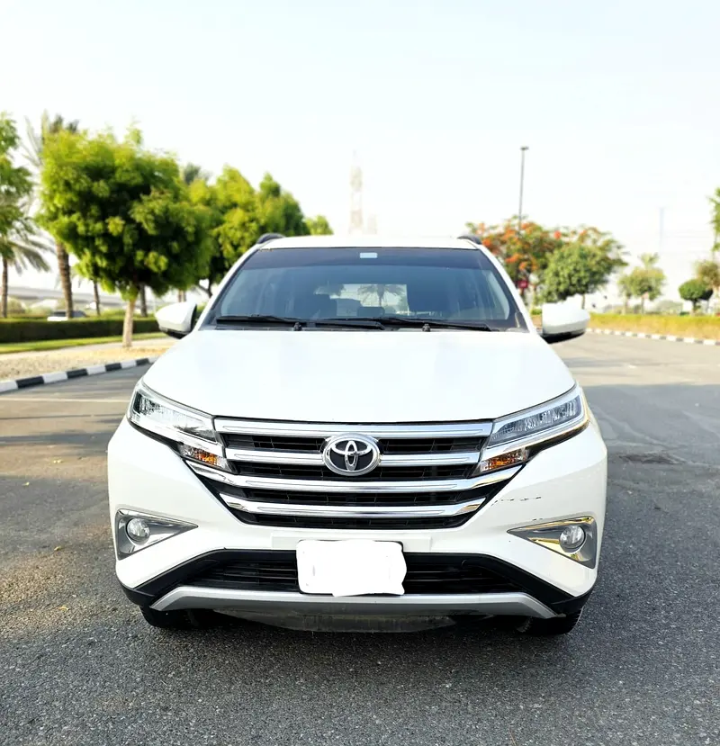 Toyota Rush 2024 — photo 1 of 6