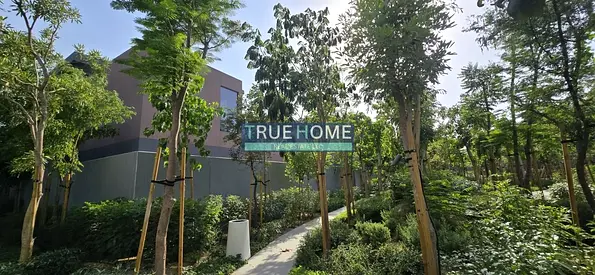 5BR With Poo l | Roof Terrace | Freehold