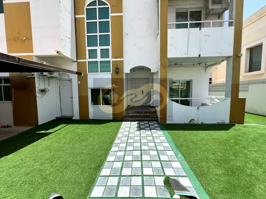 AWAY FLY PATH I 3 BEDROOMS I PRIVATE ENTRANCE I PRIVATE PARKING I PRIVATE GARDEN @135K