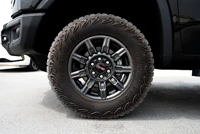 2025 GMC SIERRA 缩略图 16