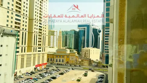 للبيع - شقة غرفة و صالة مع إطلالة -  برج مميز