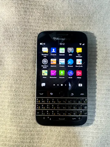 blackberry classic Q20 Sim working