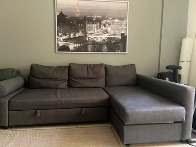 Grey L-shaped Sofa with Chaise