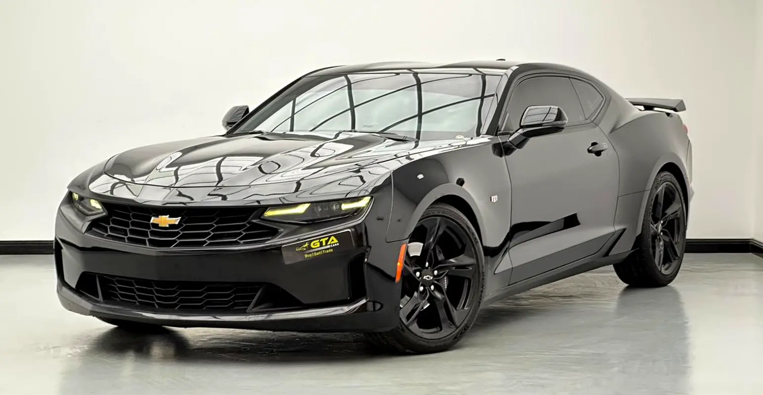 Chevrolet Camaro 2020 — photo 1 of 12