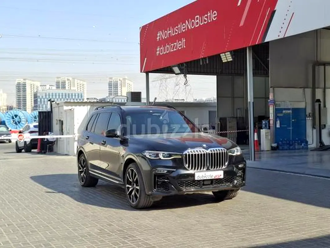 BMW X7 2019 — photo 1 of 12