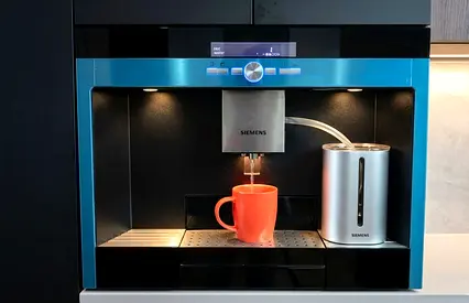 Siemens iQ700 Built-In Coffee Machine – Like New Condition, Slightly Used Premium Bean-to-Cup System