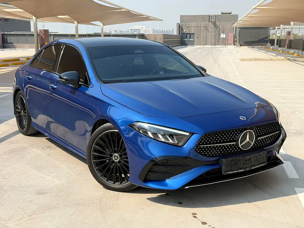 Mercedes-Benz A-Class 2025 — photo 1 of 16