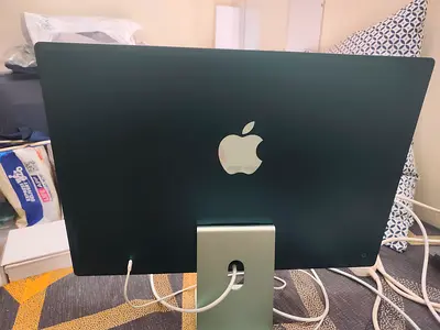 Apple iMac 27-inch (rear view) - Good working condition