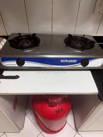 Sonashi 2-Burner Gas Hob with Regulator (Used)