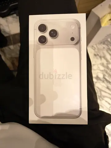Brand new sealed iPhone 17 Pro Max - Silver (boxed)