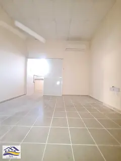 LAST APARTMENT CENTRAL AC w good location NEAR BUS STOP