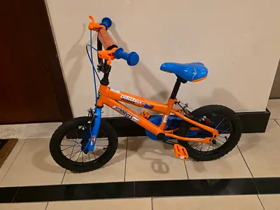 NEW SPARTAN HOT WHEELS BIKE 16inch