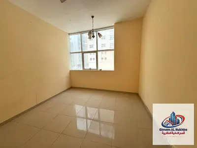 أجمل غرفة وصالة الشارقة منطقة أبو شغارة – مساحة كبيرة – اثنين حمام- بلكونة و موزع - تكييف وغاز مركزى - مطبخ  كبير - بناية جميلة هادئة موقع ممتاز