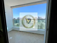 Beautiful 3-bedroom apartment with a living room and balcony, featuring free parking and an open vie