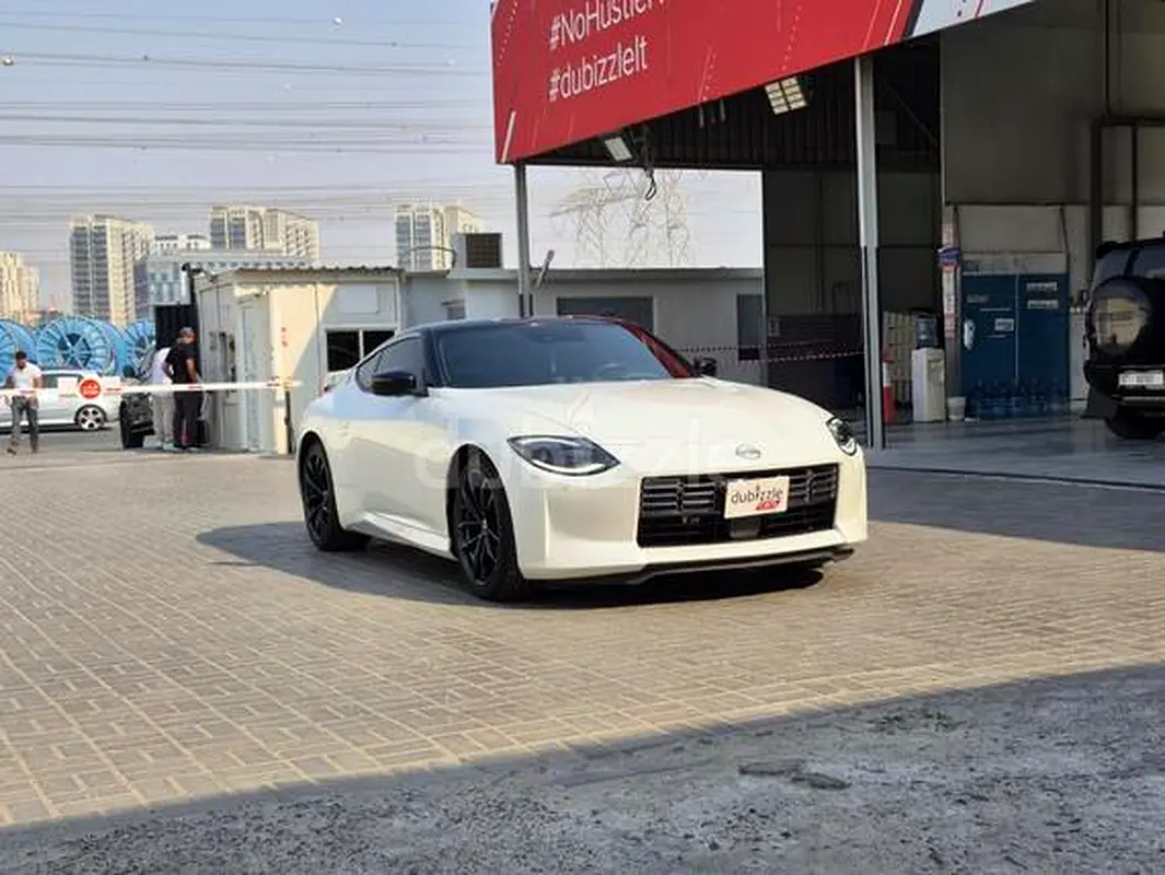 Nissan Z 2023 — photo 1 of 14