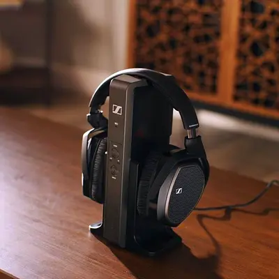 Sennheiser Wireless Headphones with Charging/Transmitter Dock - Good Condition