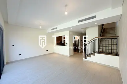 Modern Finishes |Prime Location |Lagoon Community