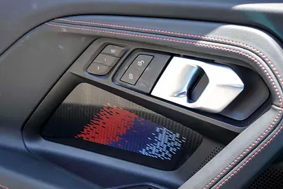 2025 BMW M2 — миниатюра 15