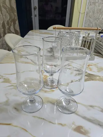 Set of 3 Tall Glass Drink Goblets - Clear Glass