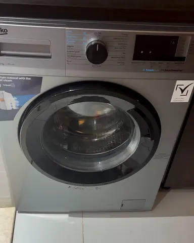 THIS IS A UNIQUR PRICE: Beko Front Load Washing Machine - Good Working Condition