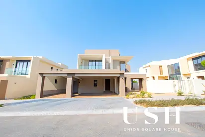 Exclusive | 4 Bedroom Villa | Single Row | Premium Location