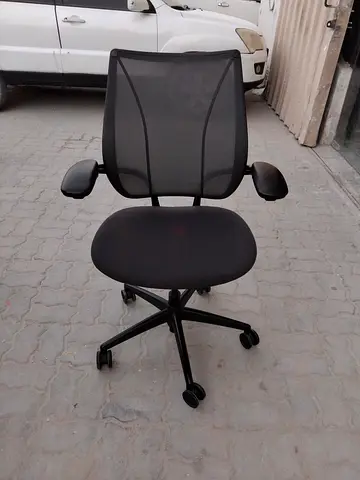 human scale task office chair