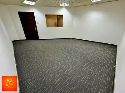 0FFICE AVAILABLE NEAR T0 AL RIGGA METRO WITH 10 DAYS GRACE PERIODS T0TALLY SEPARATE 0FFICE READY T0