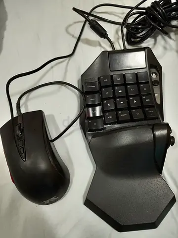 Hori Tac Pro for PS4,PS3,  PC — Good working condition