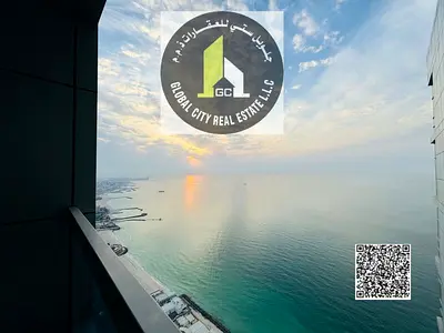 شقه رائعه بإطلاله علي البحرمتاحه للبيع في أبراج الكورنيش تاور