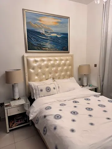 Queen size Bed