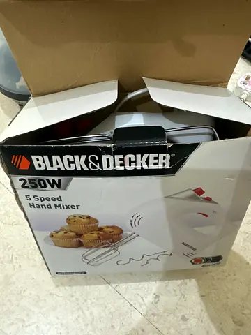 Black  Decker 5 Speed Hand Mixer 250W