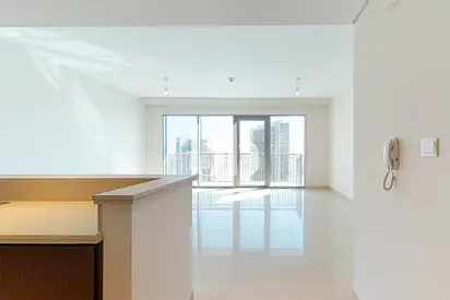 High Floor 3BR | Creek Views | 1719 Sq Ft | Vacant