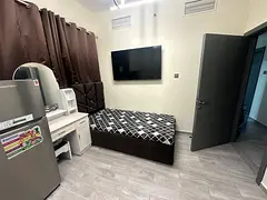 Ladies Only Bedspace in Ladies only apartment with attached Washroom/Parking