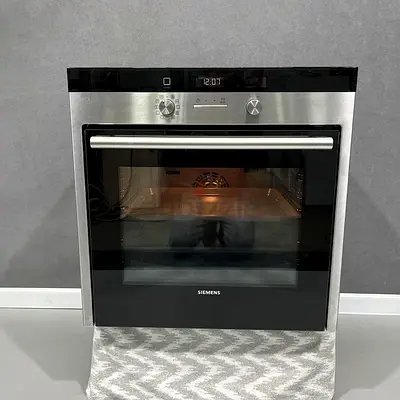 Siemens Built in Electric Oven 60cm