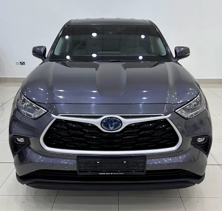 Toyota Highlander 2020 — photo 1 of 14