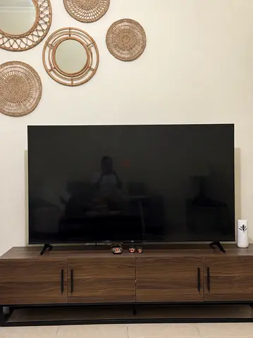 TCL 65” UHD4k Smart Google TV, Onkyo Sound, Dolby Audio, in perfect conditions with remote control
