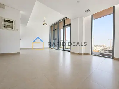 Bright 1BR Apartment with Stunning Park Views