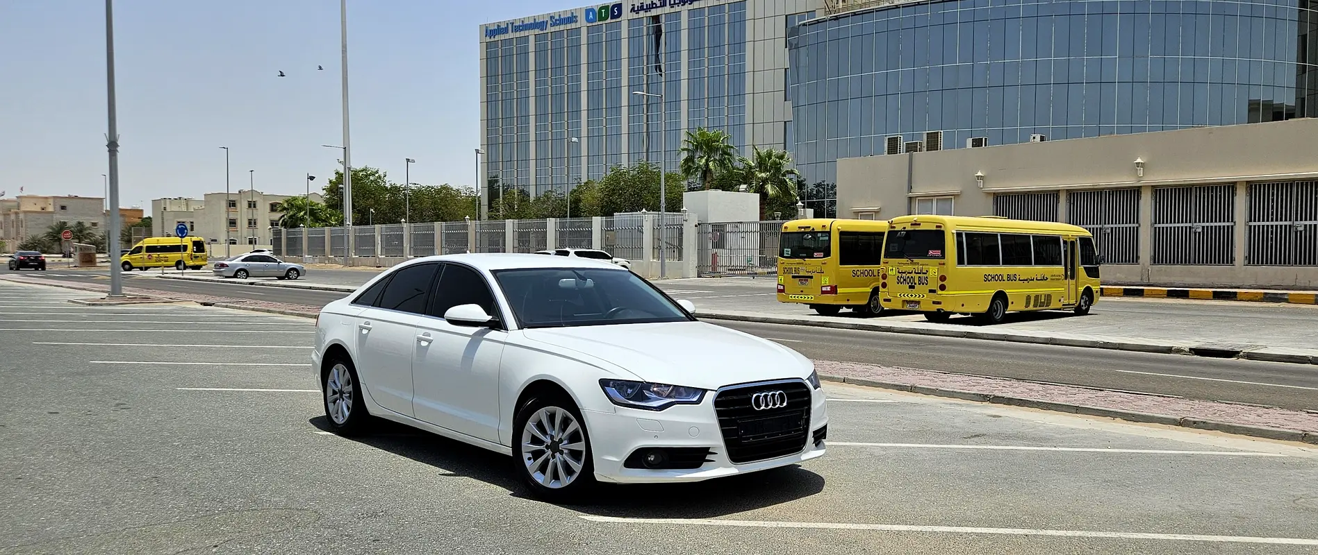 Audi A6 2014 — photo 1 of 20