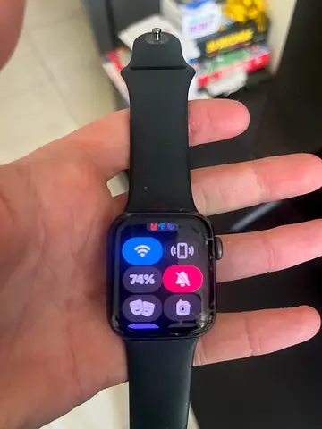 Apple Watch Series 3 with Sport Band  charger - fully working.