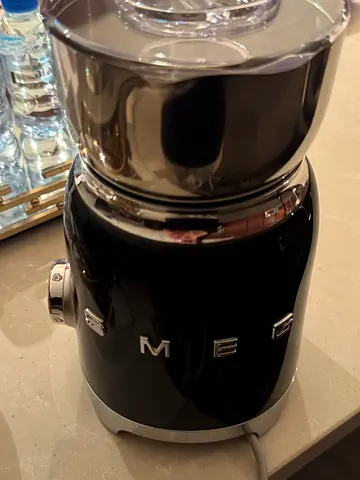 SMEG 50s Retro Style 500W Milk Frother 600ml