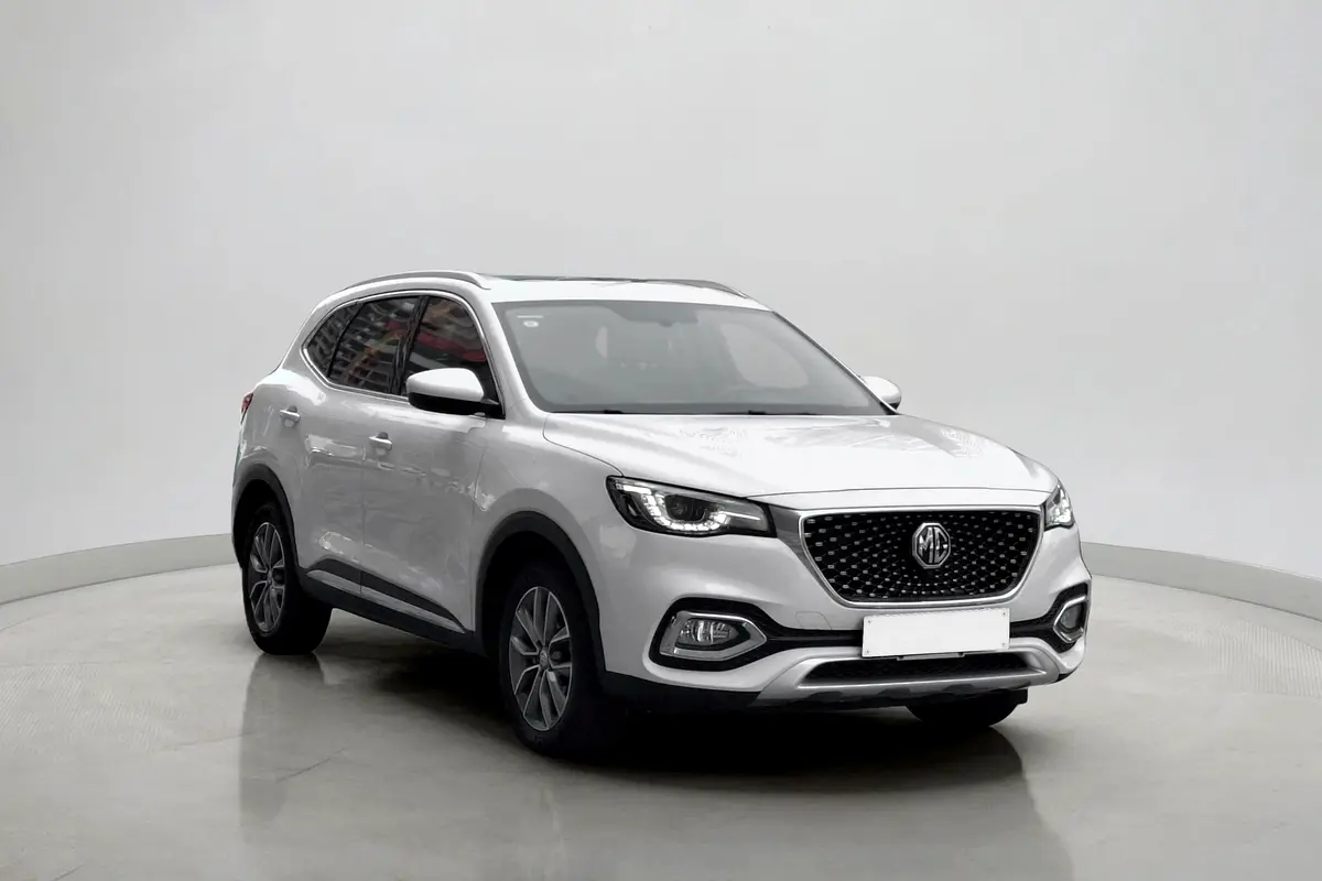 MG HS 2020 — photo 1 of 14
