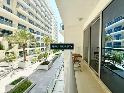 Duplex - Unfurnished - Great Amenities!