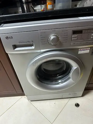 LG Front Load Washing Machine 8kg - Silver, Good Working Condition