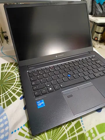 Dell Latitude laptop - Intel Core i7 11th, 16gb, 512gb, 14-inch, good working condition